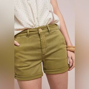 ANTHROPOLOGIE Green Mid-Rise Chino Shorts Size 26